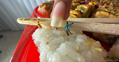 asmrマッサージオンリーファンズ セクシーヌード 写真