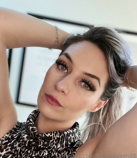 アナルファックオンリーファンズ ベスト 画像