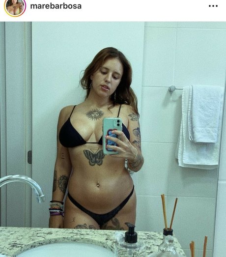 Mariana Barbosa スター xxx 写真