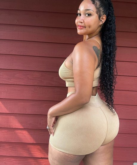 本物のオンリーファンズ 無料裸 写真