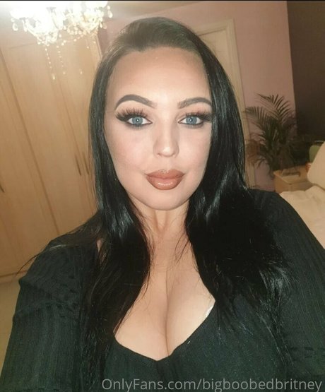 レズビアン乱交オンリーファンズ アート裸 ギャラリー