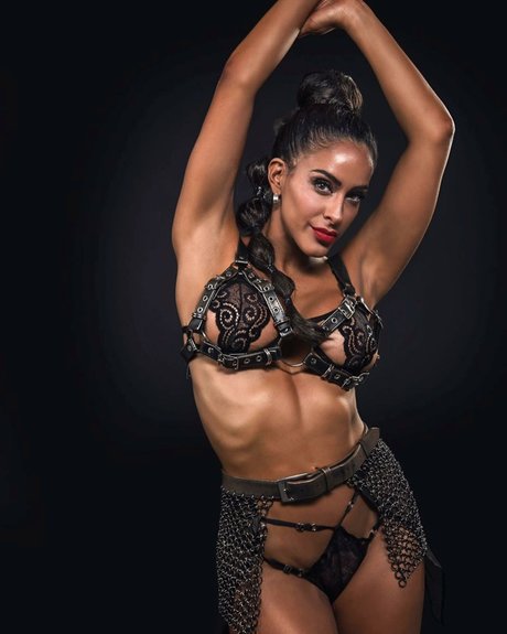 小柄な足オンリーファンズ 無料 ギャラリー