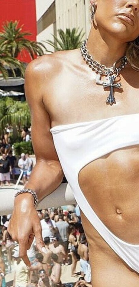 Lolo Jones スター 裸 写真