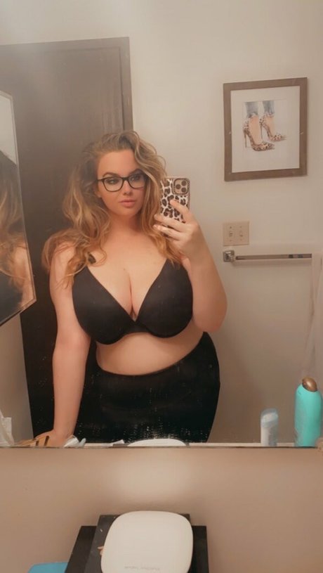 POV 熟女 オンリーファンズ えろた 写真