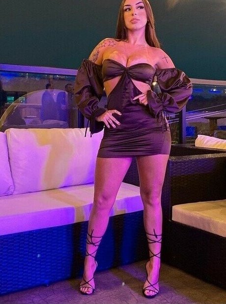 濃厚なヌードオンリーファンズ xxx 写真