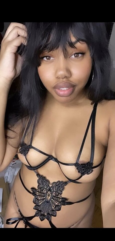 ビキニプリンセスオンリーファンズ ホットセックス ギャラリー