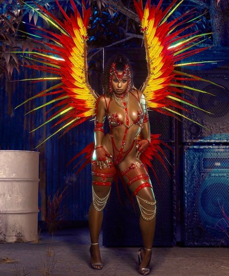 曲線美のxxx オンリーファンズ えろた 写真