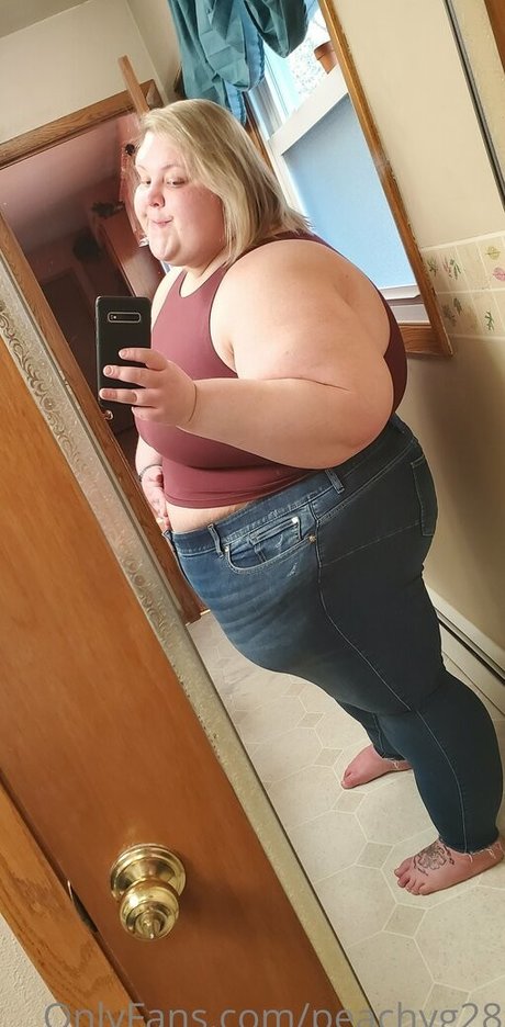 セーリングオンリーファンズ ホット裸 写真