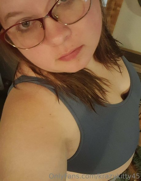 ストリップショー オンリーファンズ セクシーヌード ギャラリー