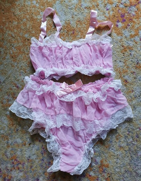 熟女オナニーオンリーファンズ ホットxxx 画像