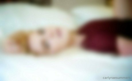 carlyraesummers セクシーモデル 写真