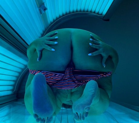 陸軍の熟女オンリーファンズ 可愛い 写真