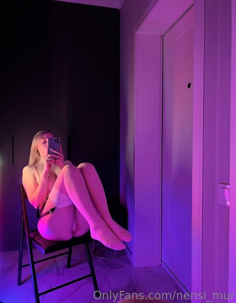 JOI オンリーファンズ 裸 写真