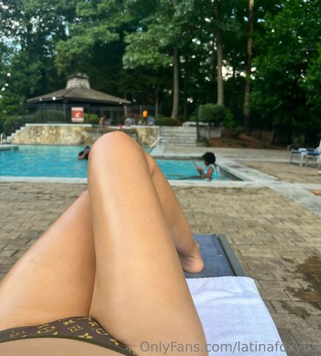 latinafoxy69 女優 写真