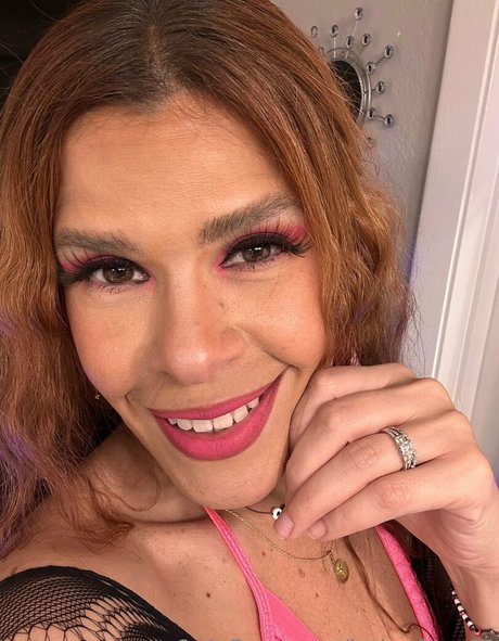 latinafoxy69 限定モデル 写真