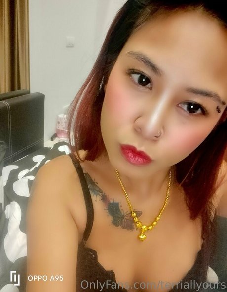 ニューハーフの乗馬オンリーファンズ アダルト無料 写真