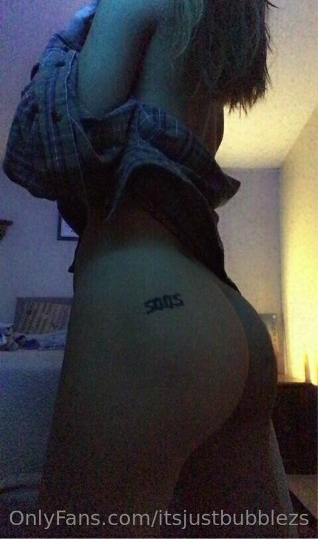 itsjustbubblezs 無料女優 写真