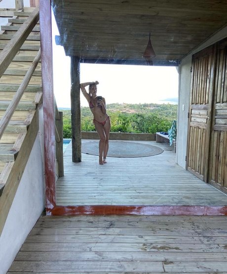 Sabrina Parlatore ポルノスター ホット 写真