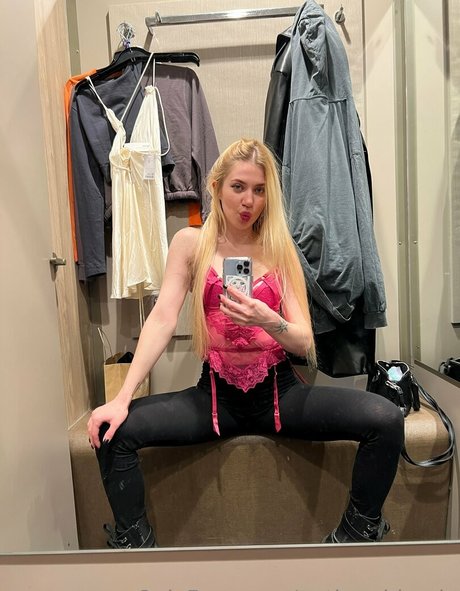 キッチンセックスオンリーファンズ えろた アーカイブ