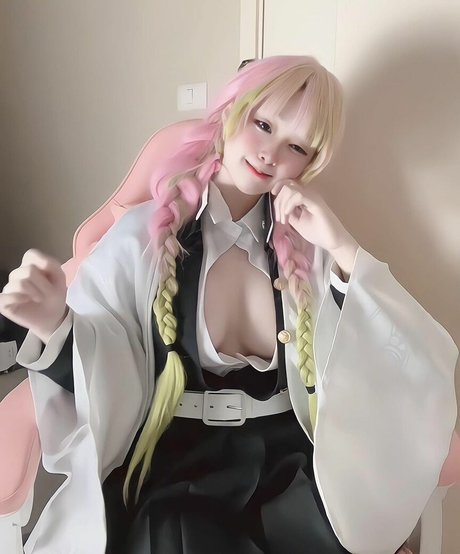 かわいいブロンドのオンリーファンズ ホットセックス ギャラリー