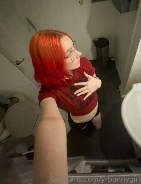 yrbunnygirl エロティックなスター 画像