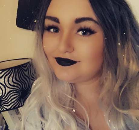 btattooed angel かわいいスター 画像