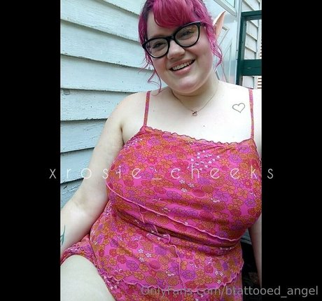 ビキニヌードオンリーファンズ 無料ポルノ 画像