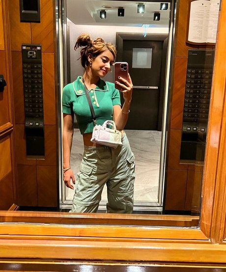 Samicamusic ポルノスター 美しい 写真