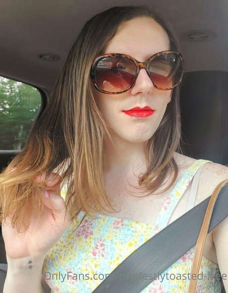 巨尻熟女オンリーファンズ ホットヌード ギャラリー