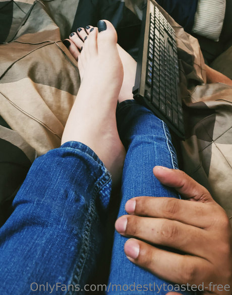 熟女のおっぱいオンリーファンズ セクシー裸 アーカイブ