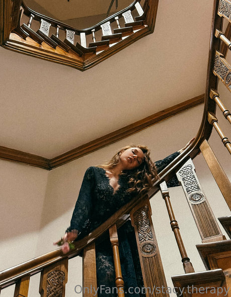 熟女オーガズムオンリーファンズ 素敵 写真