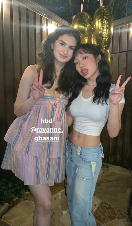 軍事オンリーファンズ ホットxxx 画像