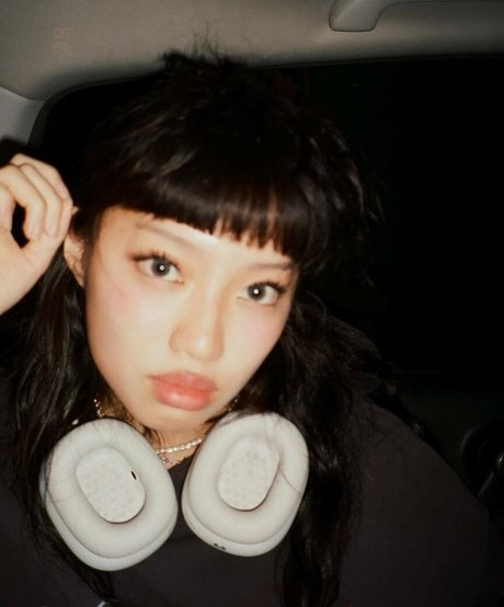 Yujin セクシー女優 写真