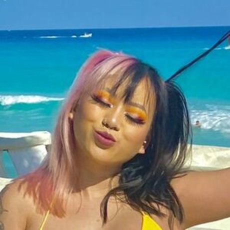 ひよこオンリーファンズ セクシーヌード 画像