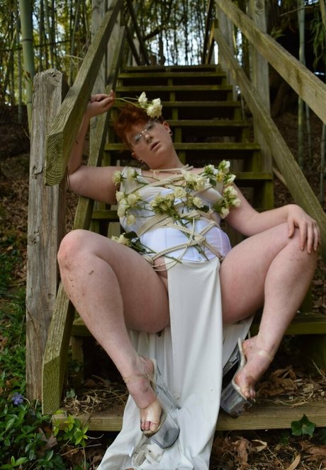 熟女の足オンリーファンズ エロ 画像