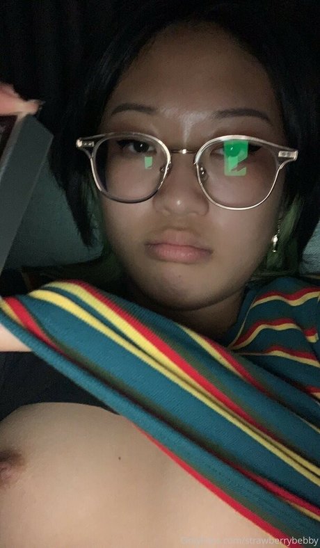 Strawberrybebby XXXモデル ギャラリー