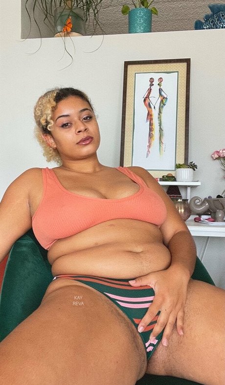 ぽっちゃりファックオンリーファンズ ホット裸 写真