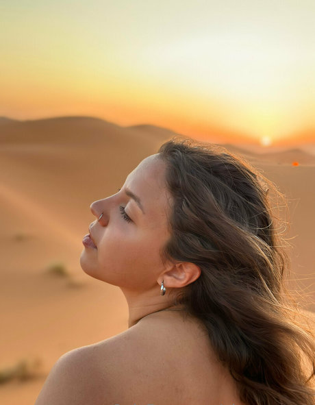 alonesuarez エロティックなモデル 画像