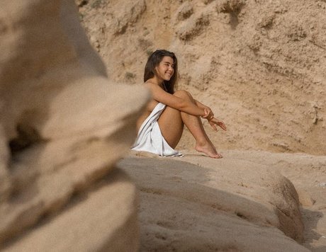 Alina Barmak 美しいポルノスター 画像