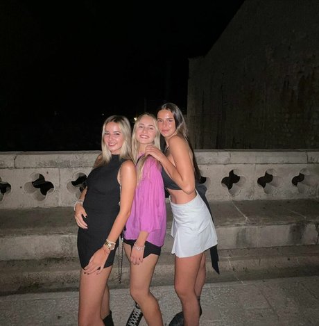 Constanza Cerundolo トップスター 写真