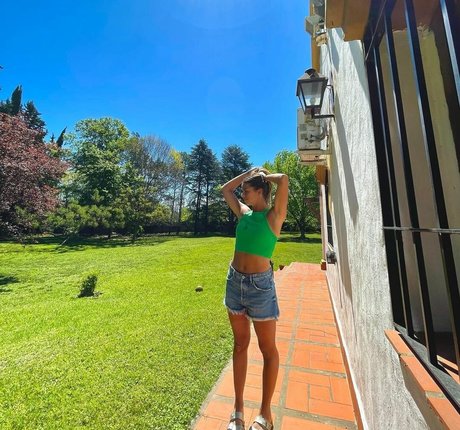 美しいベイビーオンリーファンズ セクシー裸 写真