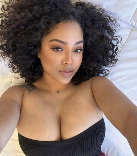 Sugey Portillo ポルノスター 可愛い 写真