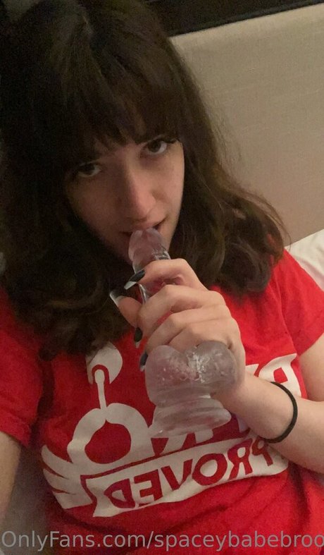 spaceybabebrooke ポルノスター 独占 画像