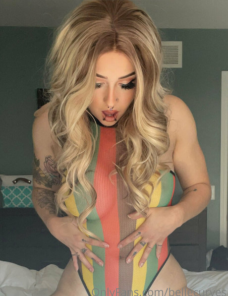 ビキニプリンセスオンリーファンズ 無料ポルノ 画像