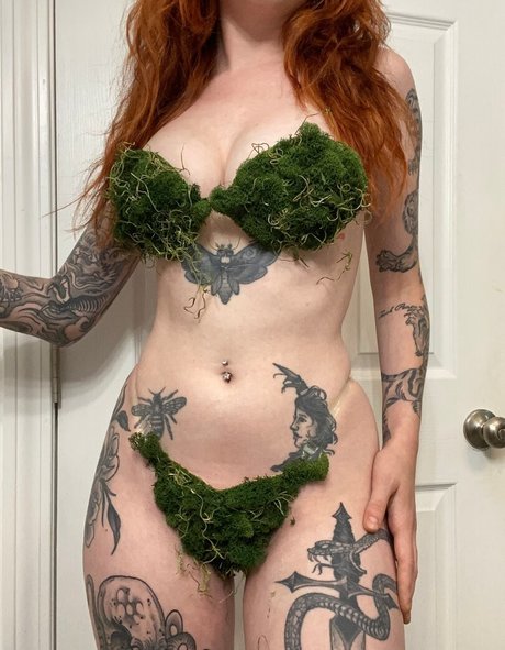 軍事オンリーファンズ ホットポルノ 写真