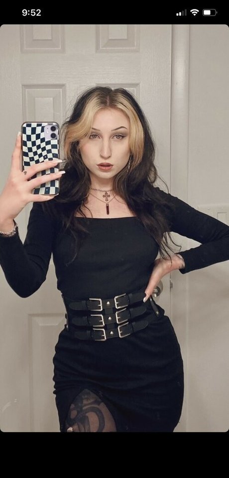 カムフィートオンリーファンズ セクシーヌード アーカイブ