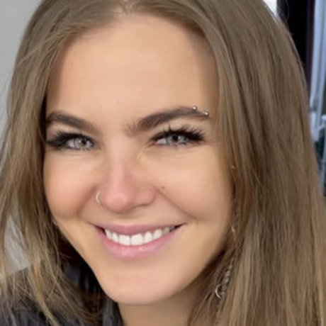 Sonya Tayurskaya ヌードモデル 画像