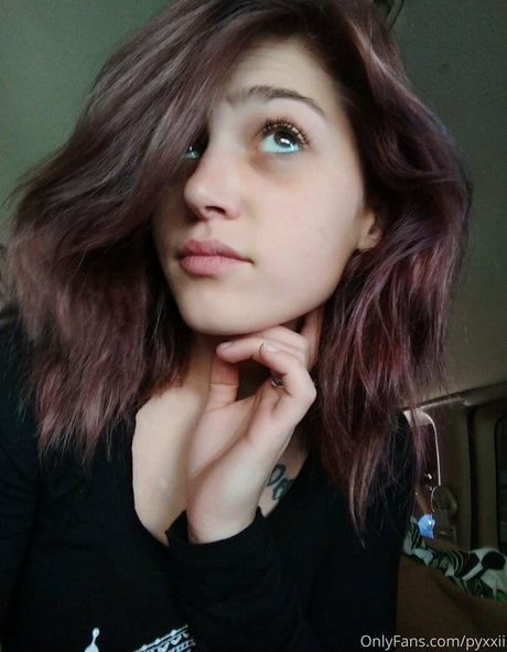 コスプレ フェムボーイ オンリーファンズ トップ 写真