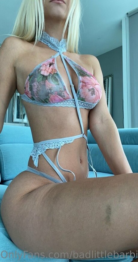 badlittlebarbie18 セクシーなスター 画像