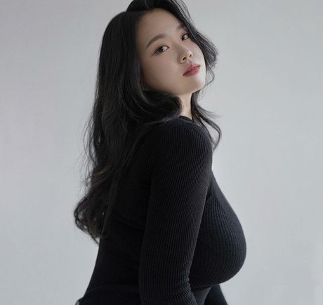 ジムのインフルエンサーオンリーファンズ ホットポルノ ギャラリー